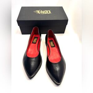 SOLD Von D Shoes Roxy size 8 NEW IN BOX